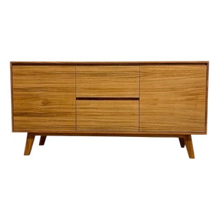 Mid Century Modern Style Credenza 2 Door 2 Drawer Tv Cabinet. For Sale