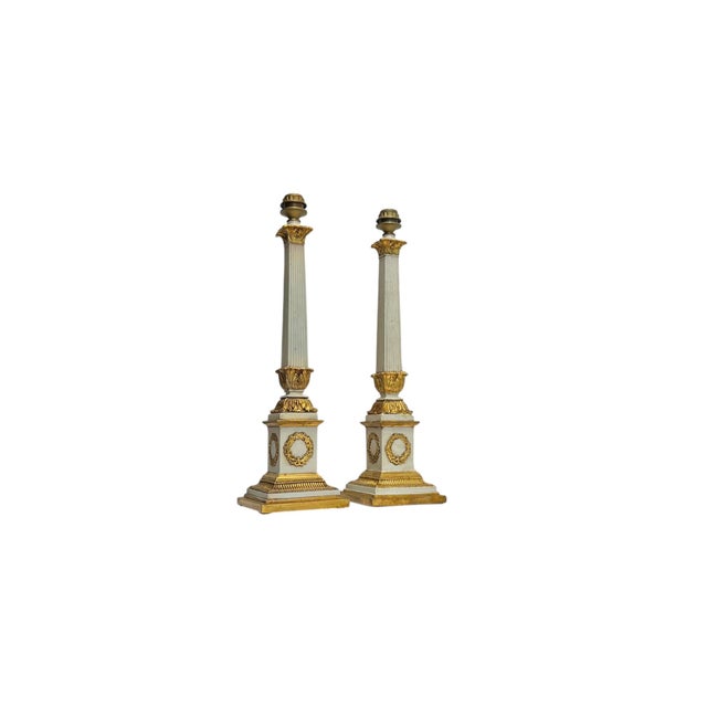 Mid-Century Modern Neoclassical Fluted Column Table Lamps with Laurel Wreath, 1970s, Set of 2 For Sale - Image 3 of 13