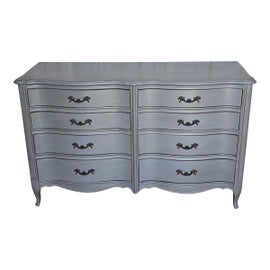 Example of Dixie Dressers and Chests of Drawers