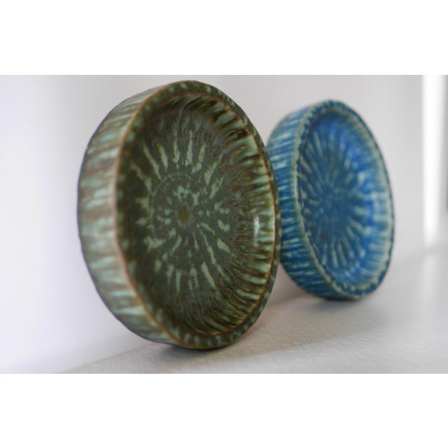Rörstrand Scandinavian Art Pottery Birka Bowls by Gunnar Nylund for Rörstrand, 1960s, Set of 2 For Sale - Image 4 of 18