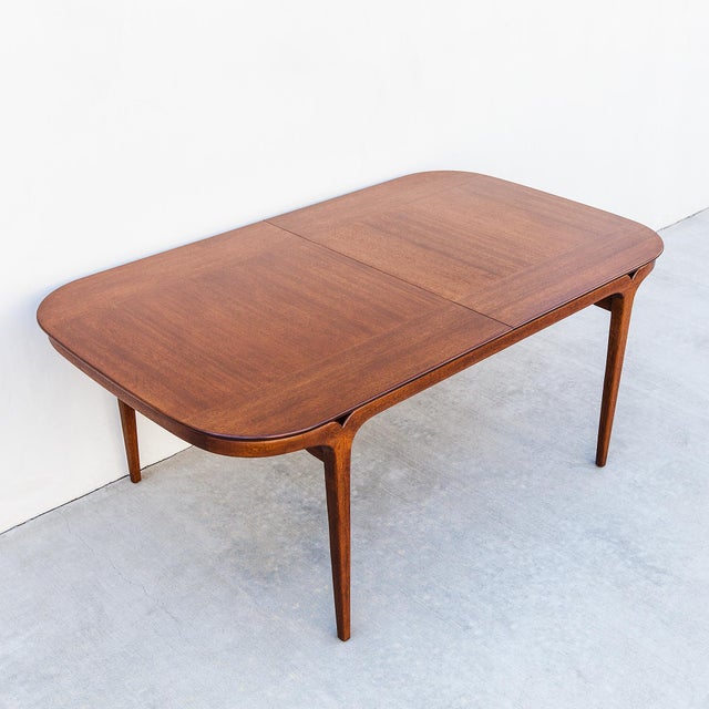 Mid-Century Modern Restored 1950s Mahogany Dining Table With Two Leaves Attributed to Brown Saltman For Sale - Image 3 of 15