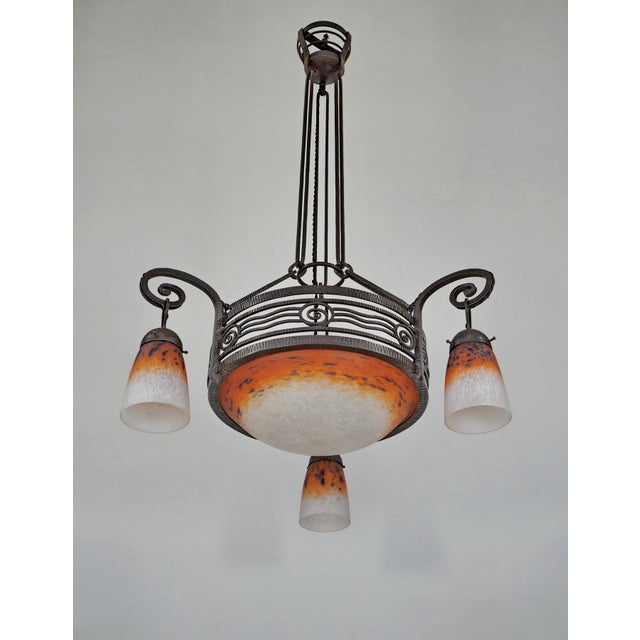 Art Deco H. Fournet & Charles Schneider French Art Deco Chandelier 1920s - Orange Mottled Glass & Wrought Iron For Sale - Image 3 of 12