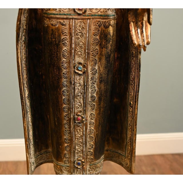 1950s Carved Burmese Buddha Statue in Giltwood, 1950s For Sale - Image 5 of 13