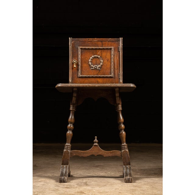 Traditional Early 20th Century Colonial Revival Walnut Smoking Stand With Humidor For Sale - Image 3 of 7