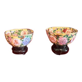 1980s Pair of Chinese Famille Rose Porcelain Bowl For Sale