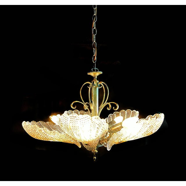 Italian Murano Chandelier Five Leaves with Golden Details, 1990s For Sale - Image 4 of 14