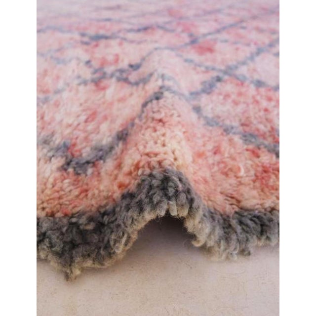 Shabby Chic Diamond Moroccan Vintage Rug - 10 X 6 Ft For Sale - Image 3 of 6