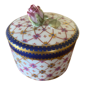 Vintage Italian Porcelain Jewelry Box With Flower Rose Detail, by Designer Richard Ginori, Circa Mid-20th Century, Italy.