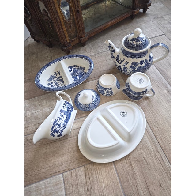 English Group of English Blue and White Serving Pieces Blue Willow For Sale - Image 3 of 6