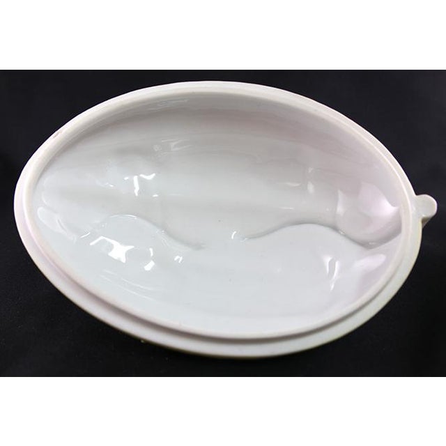 Ceramic Mid 20th Century Mottahedeh Ceramic Melon Shape Lidded Tureen For Sale - Image 7 of 10