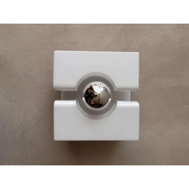 Space Age Wall Lamp in Acrylic Glass, 1970s For Sale - Image 3 of 15