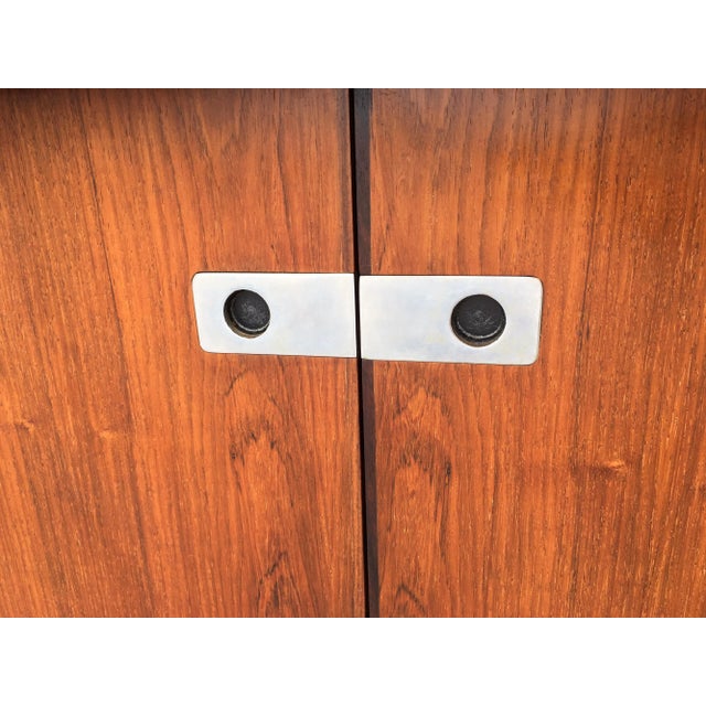 Mid-Century Modern 1960s Mid-Century Modern Rosewood Credenza For Sale - Image 3 of 13