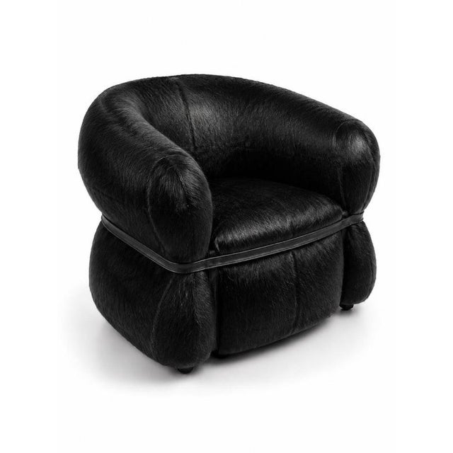 Zep armchair in leather by christophe perichon. Dimensions: w 85 x d 75 x h 75 cm. Materials: leather. Manufactured in...