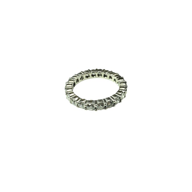 Late 20th Century Platinum Diamond Eternity Band Ring, Size 6.75 For Sale - Image 4 of 7