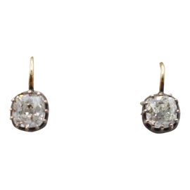 Example of Drop and Dangle Earrings in Wichita