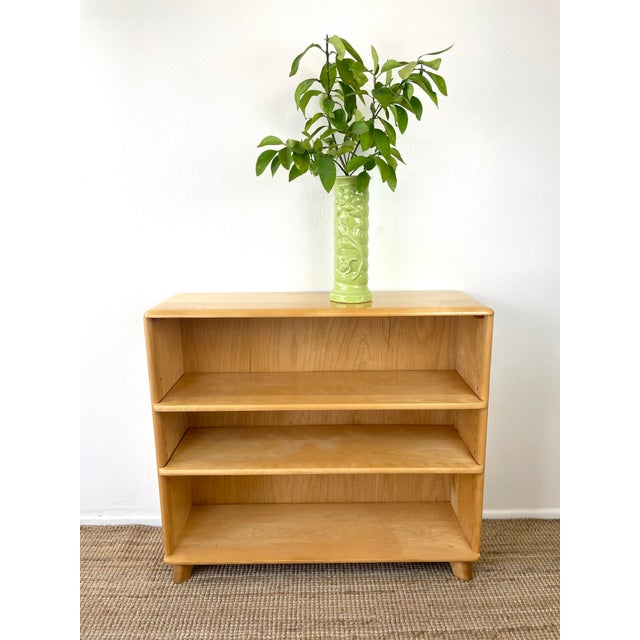 Vintage Heywood Wakefield 3 Shelf Bookcase / Bookshelf streamline mid-century modern design made of a light color wood,...