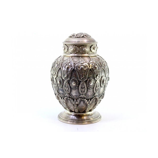 Chiseled and Embossed Silver Pot with Garlands For Sale - Image 9 of 11