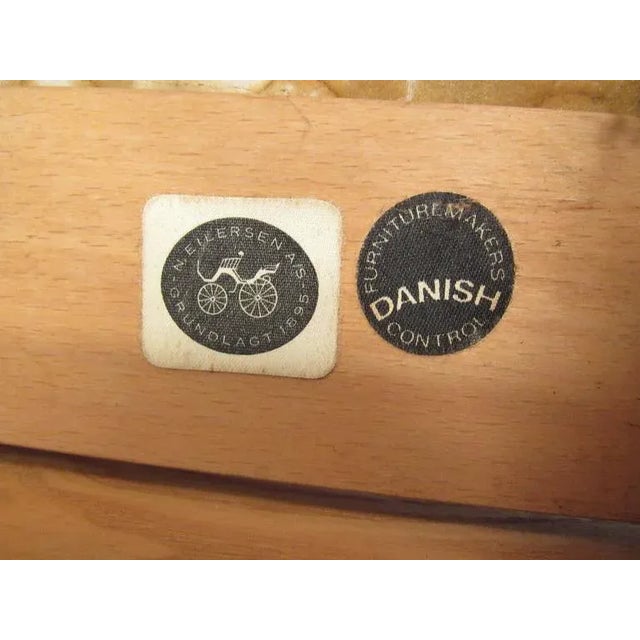 Illum Wikkelsø for N. Eilersen A/S Mid-Century Modern "Capella" Settees - A Pair For Sale - Image 9 of 11