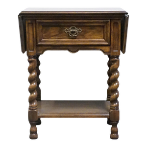 Drexel Heritage Bishopsgate Collection Solid Walnut English Tudor Style 41" Drop Leaf Accent End Table 122-602-2