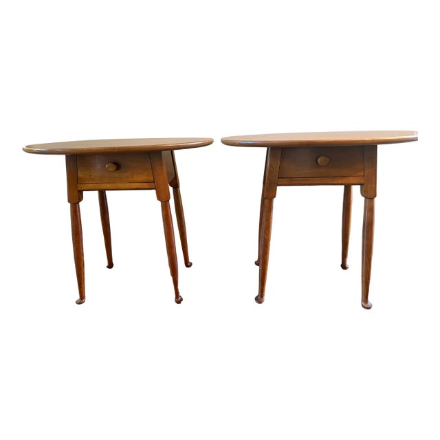 Set of 2 Vintage 1953 Stickley End/Side Tables For Sale