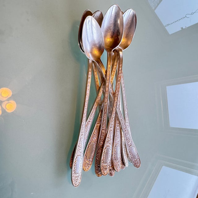 1930s Art Deco Silverplate Ice Tea Spoons (12 Pc), Mildred Pattern Pristine For Sale - Image 15 of 18