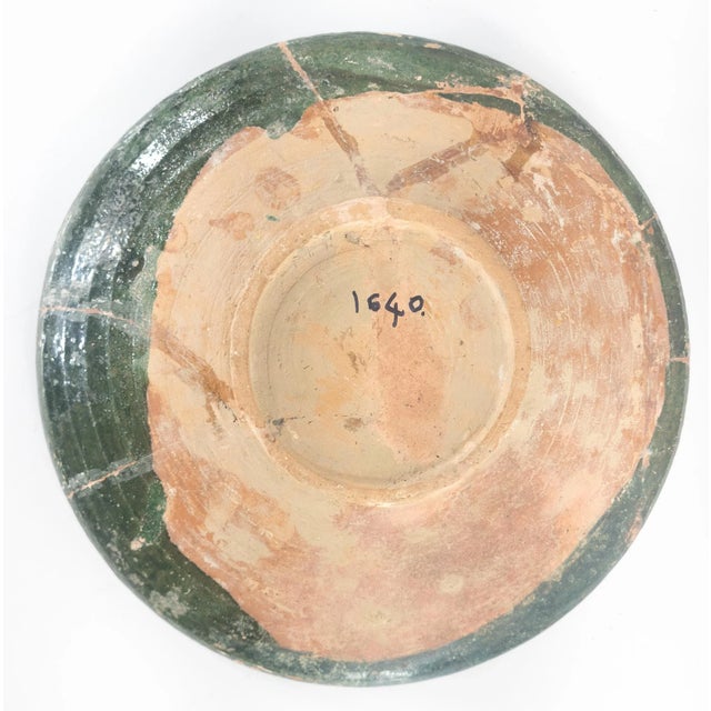 17th Century or Earlier Middle Eastern Persian Kashan or Nishapur Bowl For Sale - Image 9 of 13