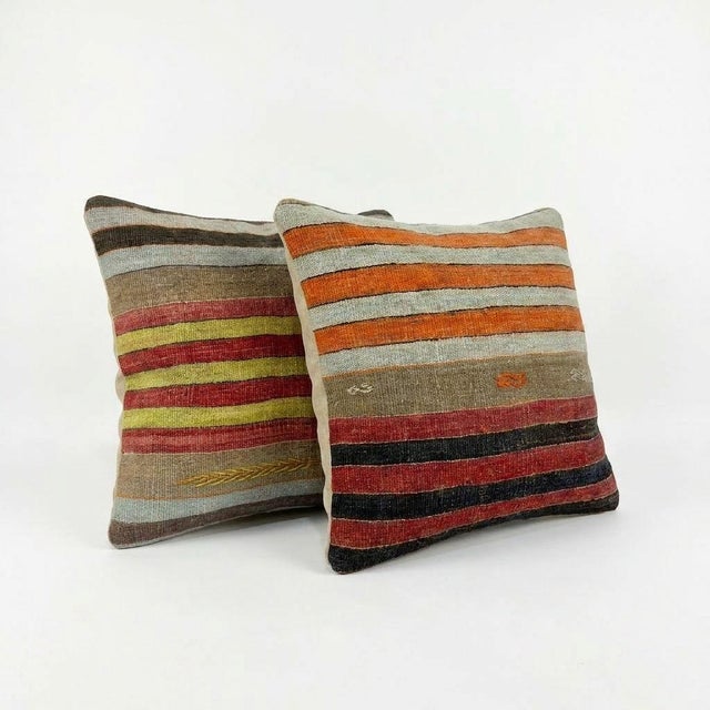 Mid-Century Modern Boho Geometric Rug Pillow Cover 24'' X 24'' - Set of Two For Sale - Image 3 of 4