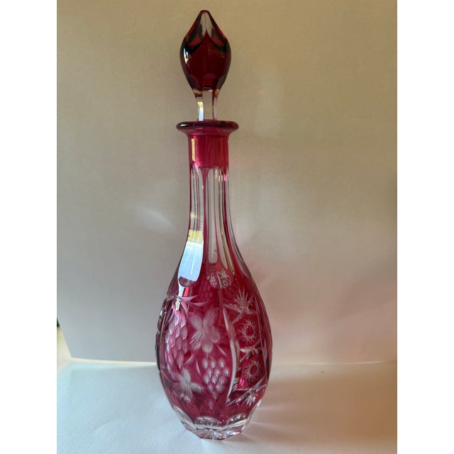 Traditional Vintage Nachtmann-Style Cranberry Cut-to-Clear Crystal Wine Decanter, Grapevine & Hobstar Pattern For Sale - Image 3 of 3