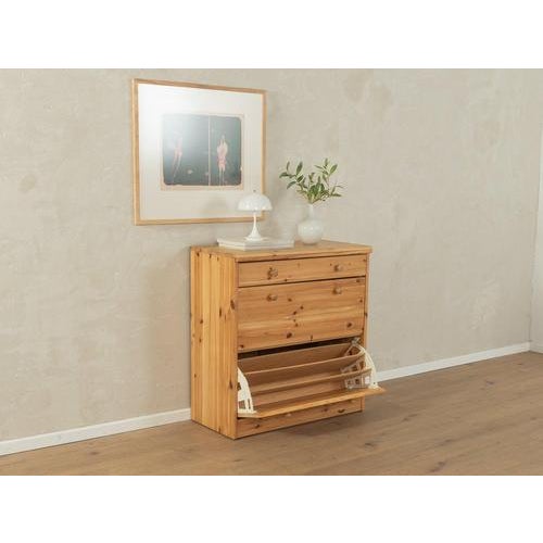 1980s Shoe cabinet Good workmanship High-quality materials Solid wood drawer Made in Germany Width: 80 cm Height: 85 cm...