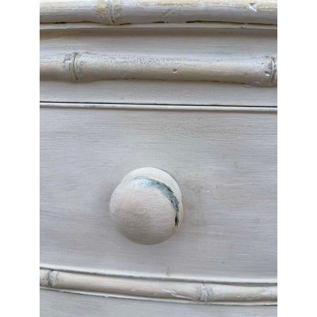 Victorian Mid 18th Century Early Victorian / Late Regency English Bowfront Chest of Drawers With Turned Feet Bamboo Details For Sale - Image 3 of 16