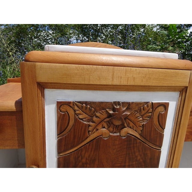 Large Vintage Art Deco Bedside Table in Light Wood, 1930s For Sale - Image 3 of 18