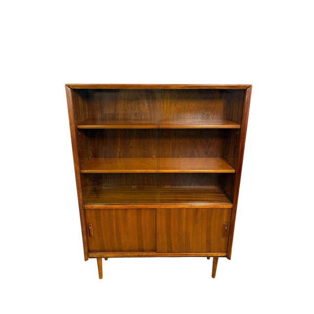 Mid-Century Modern Teak Bookcase by Herbert E. Gibbs, 1960 For Sale - Image 10 of 10