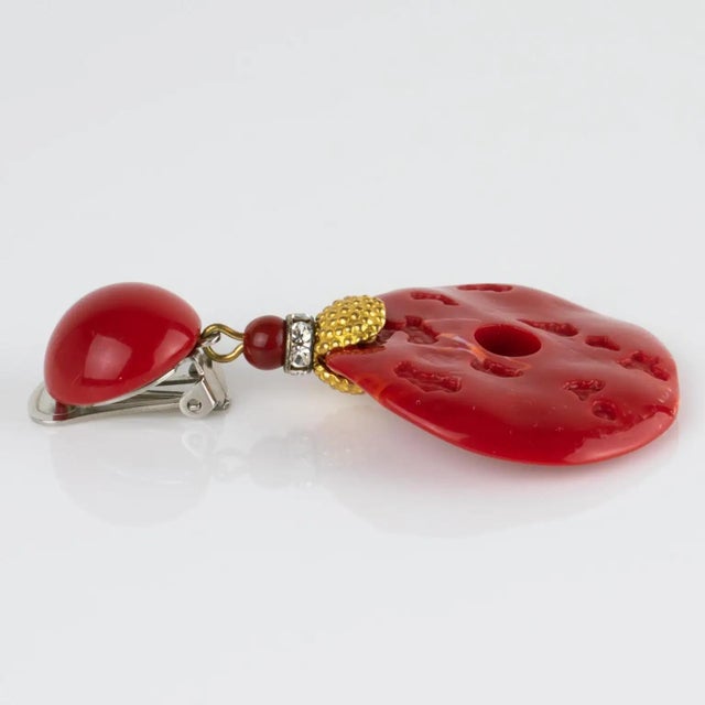 Angela Caputi Gilded and Red Cinnabar Resin Dangle Clip Earrings For Sale In Atlanta - Image 6 of 8