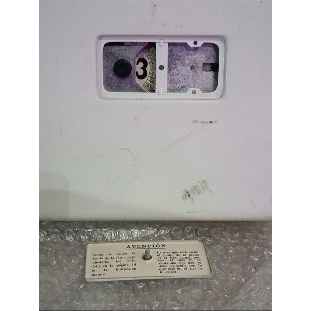 Black Automatic Calendar Auto-20 Clock from Twemco, 1970s For Sale - Image 8 of 12