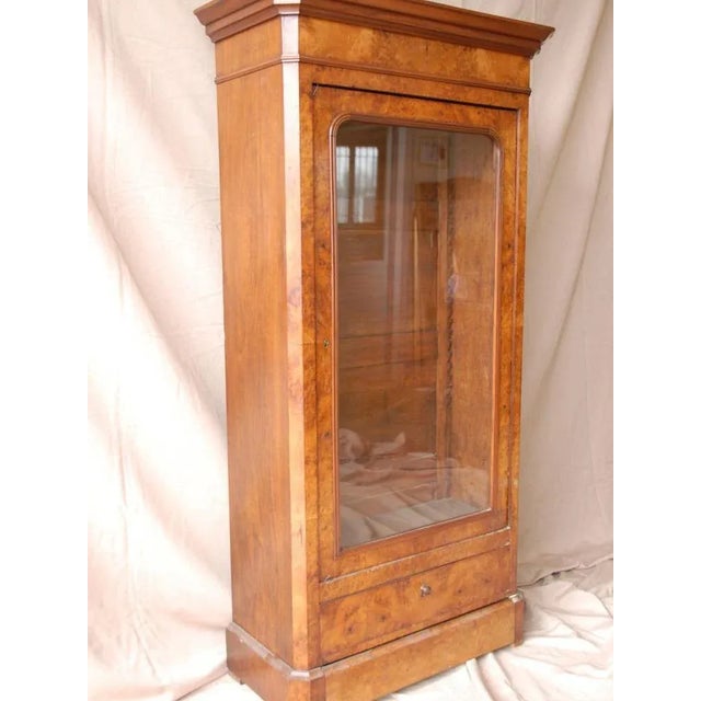 French Showcase Cabinet, 1880s For Sale - Image 3 of 9