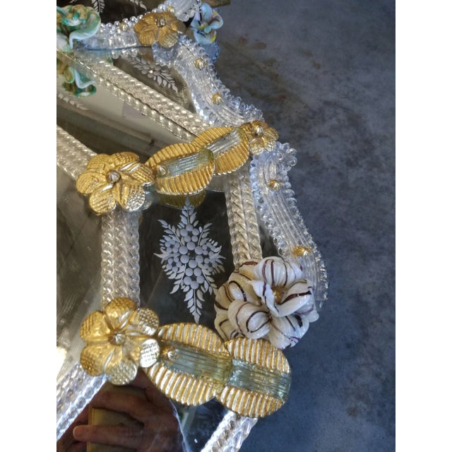 Murano Venetian Rectangular Floreal Hand-Carving Wall Mirror in Murano Glass Style For Sale - Image 4 of 8