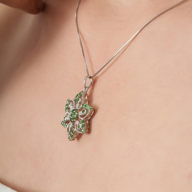 Art Nouveau Inspired 1.25 Ct Tsavorite Openwork Floral Pendant by Carat&Her For Sale - Image 4 of 14