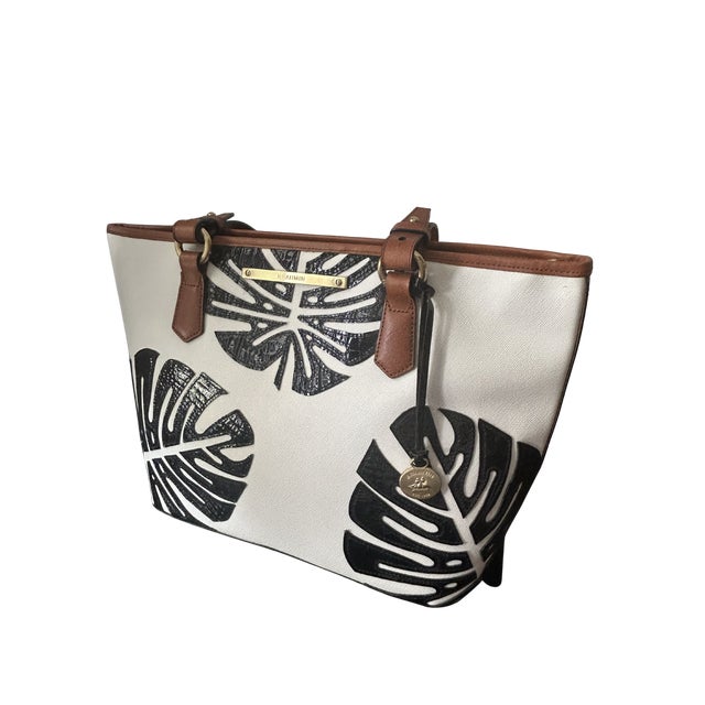 Vintage Brahmin Monaco Palm Leaf Zip Top Tote – White Textured Leather With Black Patent Croc Embossed Monstera For Sale - Image 6 of 6