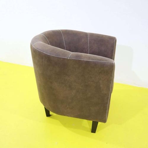2000 - 2009 Brown Leather Club Chair with Exposed Stitching and Wooden Legs For Sale - Image 5 of 8