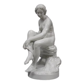 Porcelain Venus in the Bath from Villenauxe La Grande, 1950s For Sale