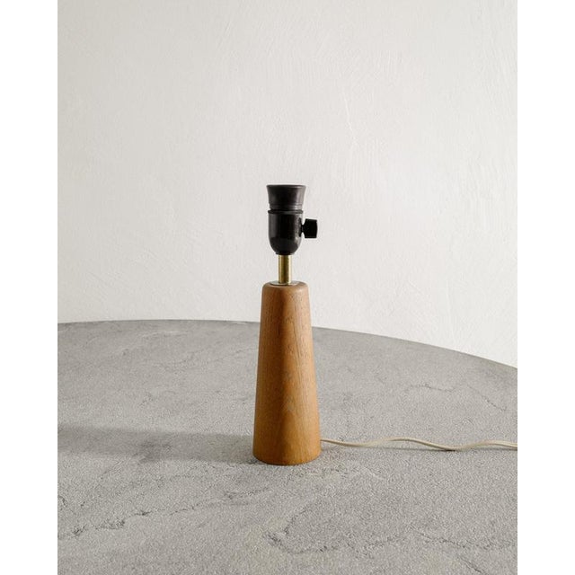 1950s Finnish Mid-Century Wooden Desk or Table Lamp attributed to Lisa Johansson-Papé, 1950s For Sale - Image 5 of 6