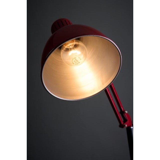 Metalarte Red and Black Arma Adjustable Floor Lamp from Metalarte, 1970s For Sale - Image 4 of 9