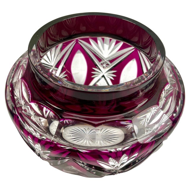 1930s Large Pique Fleurs Vase in Cut-to-Clear Crystal with Grille from Val Saint Lambert, 1935 For Sale - Image 5 of 11