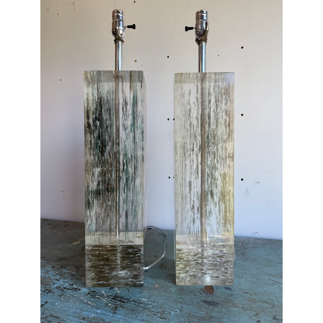 Late 20th Century Vintage Heavy Pair of Fractal Resin Table Lamps - Gold Modernist Glam in Style of Romeo Rega - 20" Tall Rectangle Base For Sale - Image 5 of 18