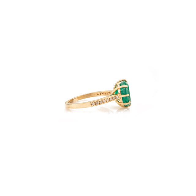 Antique 8 Prong Set 2.68 Ct Emerald Diamond Ring in 14k Gold Size 5.5 For Sale In New York - Image 6 of 15