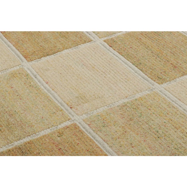 Made with hand-knotted wool, this 10x14 rug is an exceptional new addition to Rug & Kilim’s Scandinavian rug collection—a...