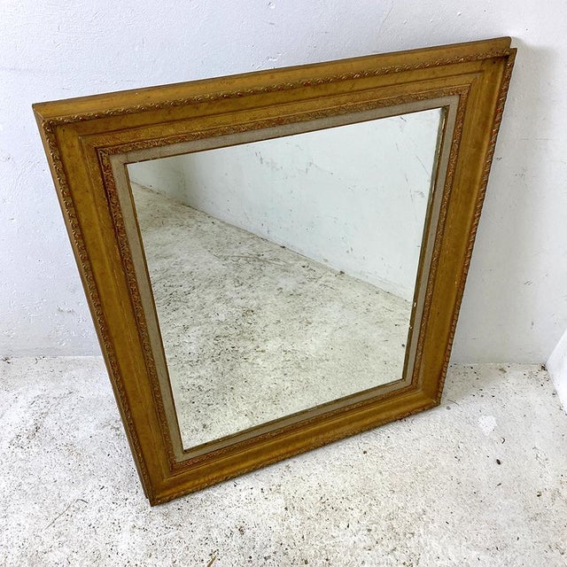 Louis XVI Mirror in Wood and Gilded Stucco For Sale - Image 10 of 11