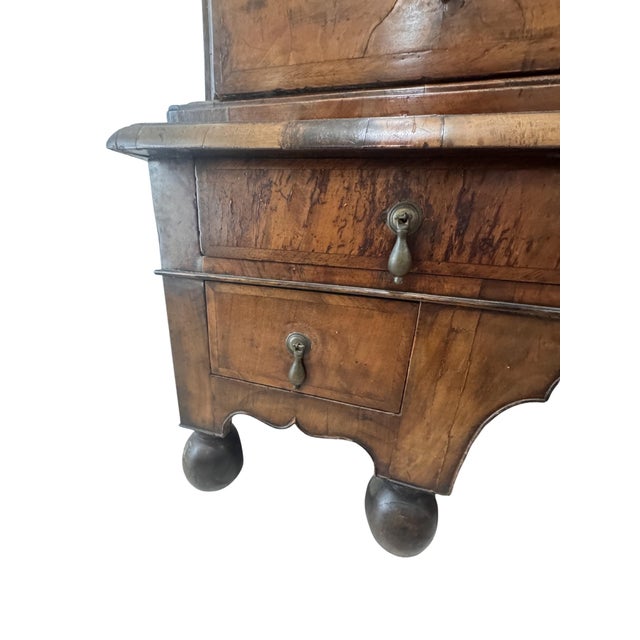 Antique William and Mary Burl Walnut Chest on Stand With Original Bronze Hardware and Cannonball Feet, Late 17th Century For Sale - Image 11 of 15