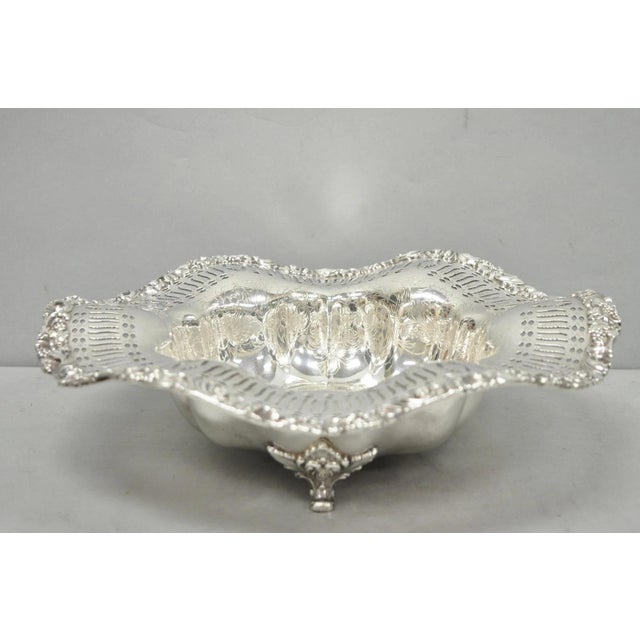 Early 20th Century Webster Wilcox 3236c International Silver Plated Scalloped Centerpiece Bowl For Sale - Image 13 of 18