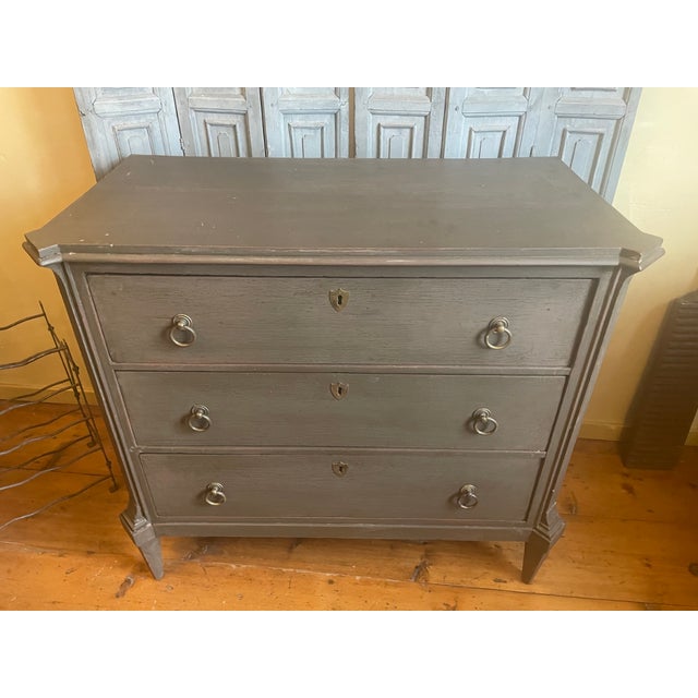 Dutch Chest of Drawers in Pine For Sale - Image 16 of 18